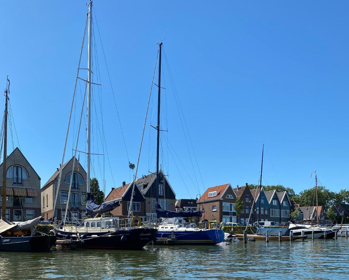 Who'S Anton For You Or Two, Monnickendam Near Amsterdam Bagian luar foto
